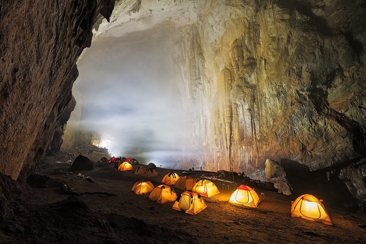 1648016698-vietnam-sondoong-cave-camp-photography-tour-1758-1667206206.jpg