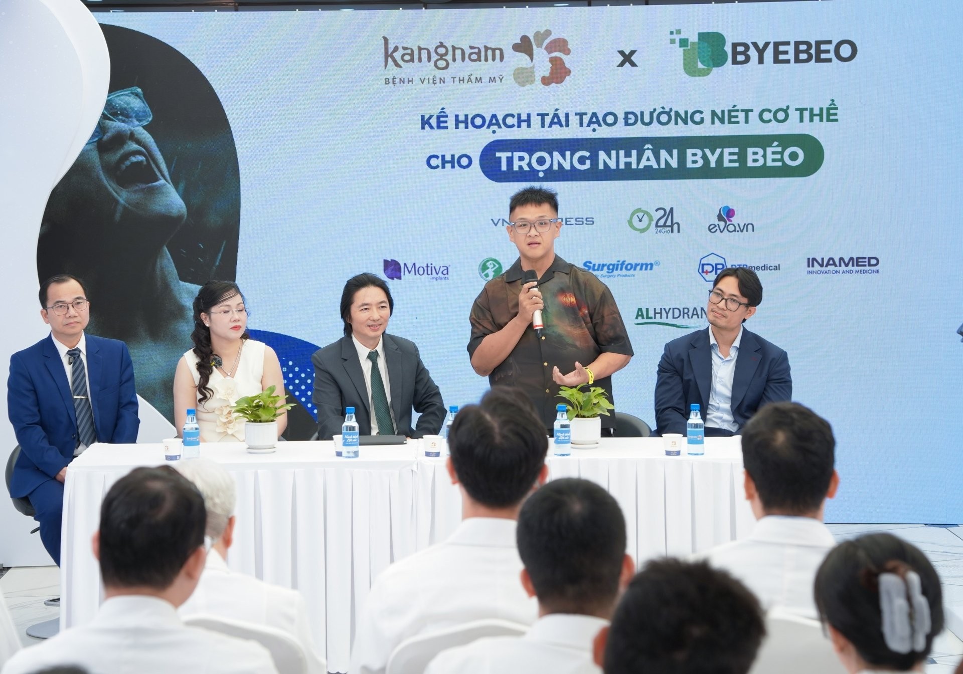 Khởi động chương trình truyền hình thực tế "Hành trình lột xác" mùa 7