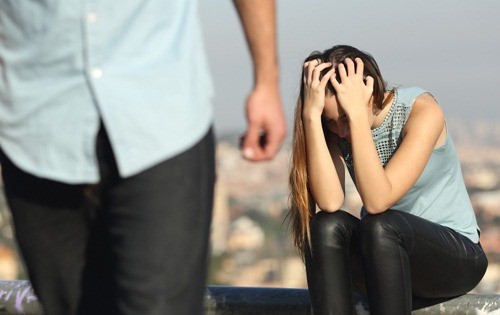 Nếu có dấu hiệu sau thì đối phương đang "trêu đùa" với tình yêu của bạn