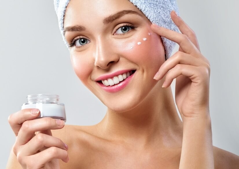 Một giải pháp tối ưu chiết xuất từ thông đỏ quý hiếm giúp dưỡng trắng vượt trội, xua tan thâm nám