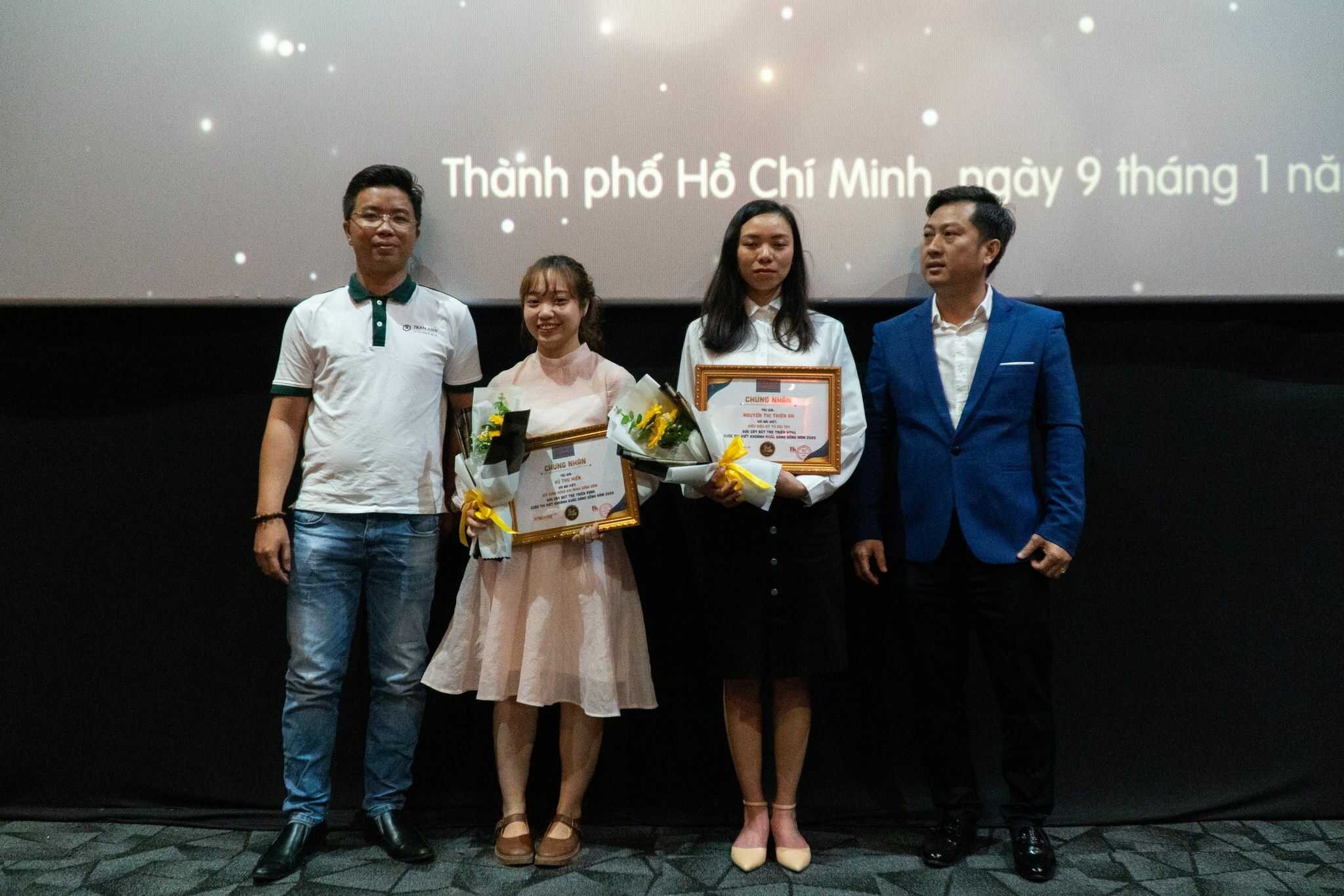12 tác phẩm vào vòng chung khảo cuộc thi ‘Khoảnh khắc đáng sống’ lần II năm 2021