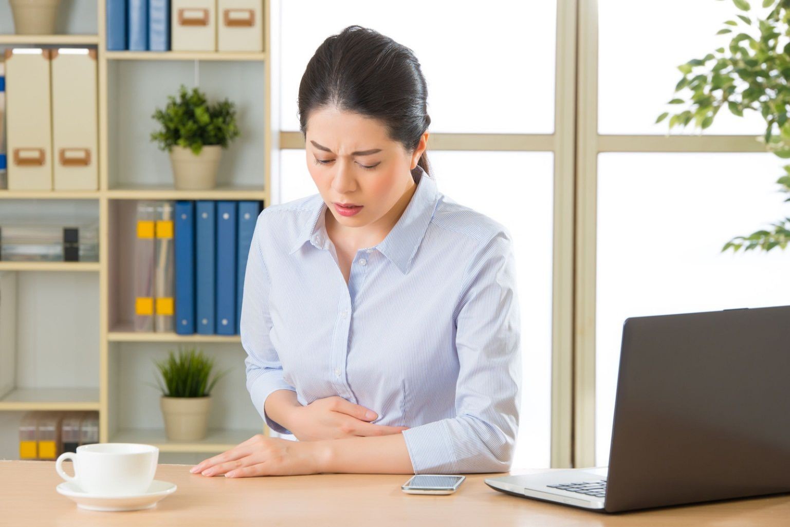 Những thói quen ăn uống, sinh hoạt nguy hại đến sức khỏe cần loại bỏ ngay