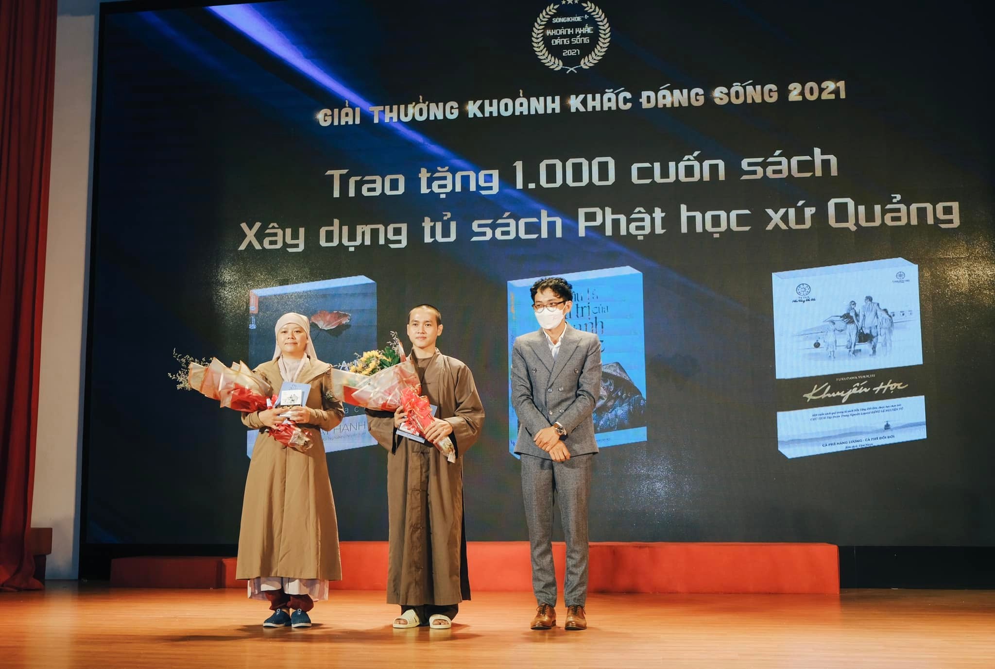 Sở GD-ĐT Quảng Nam tiếp nhận 500 cuốn sách từ SongKhoePlus.vn để xây dựng thư viện 3 trường THPT