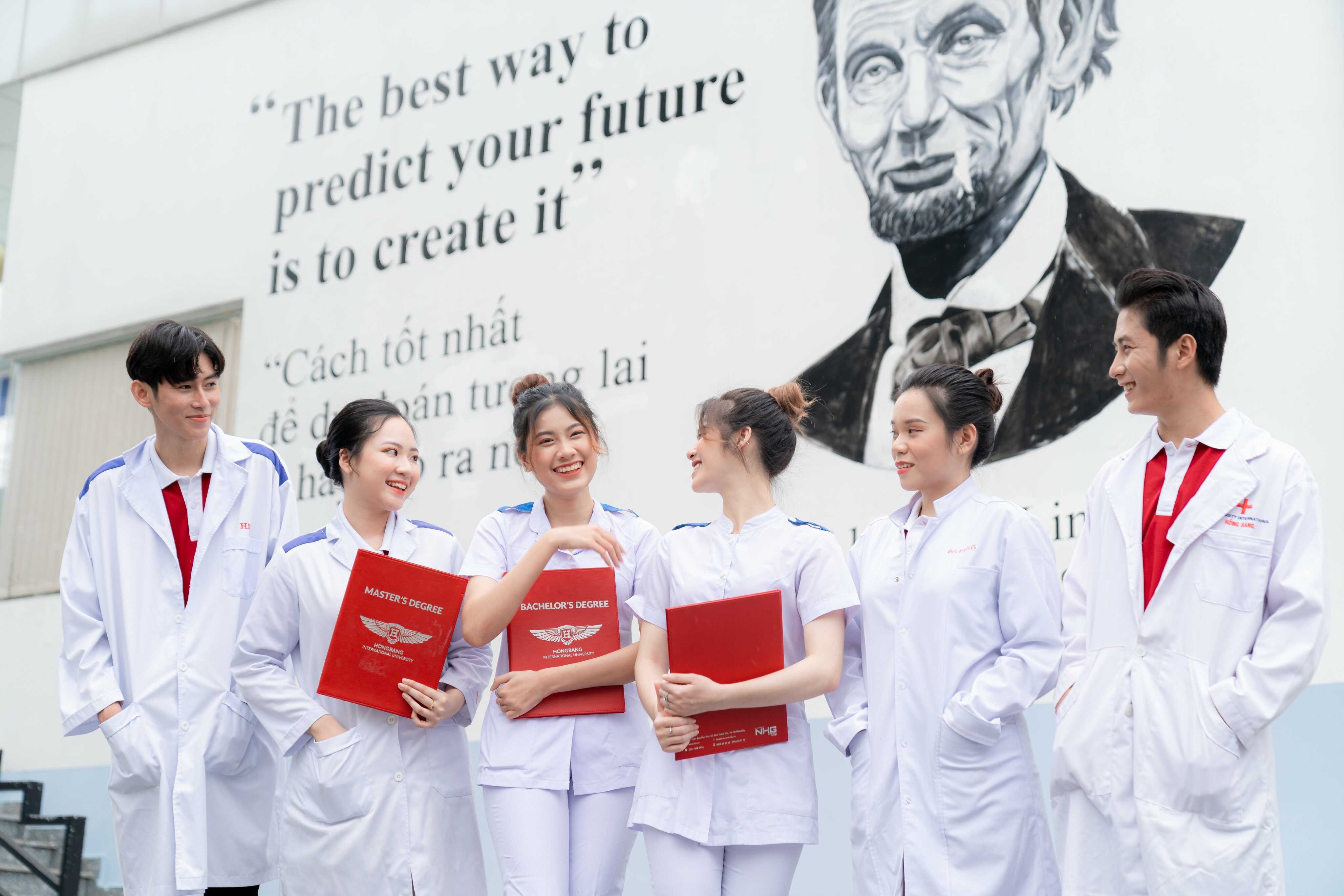 Trường đại học quốc tế đầu tiên tại Việt Nam đào tạo bác sĩ y học cổ truyền
