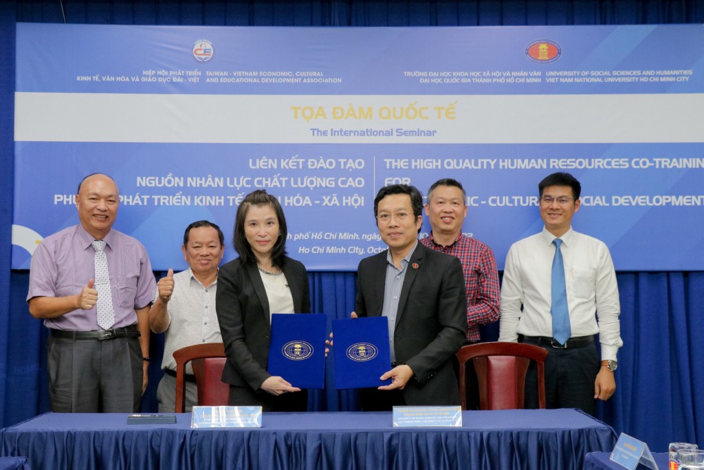 Tọa đàm quốc tế “Liên kết đào tạo nguồn nhân lực chất lượng cao phục vụ phát triển kinh tế - văn hoá - xã hội”