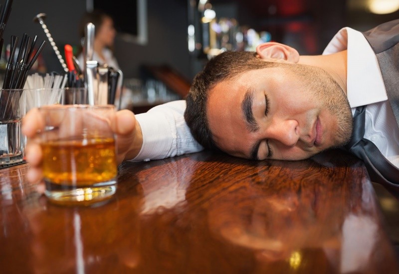 Giải rượu thế nào khi lỡ uống "quá chén"?