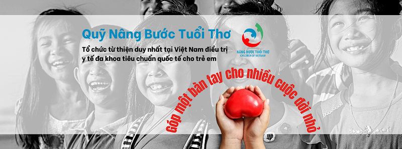 NHỮNG TRÁI TIM LỚN BÊN NHỮNG CUỘC ĐỜI NHỎ