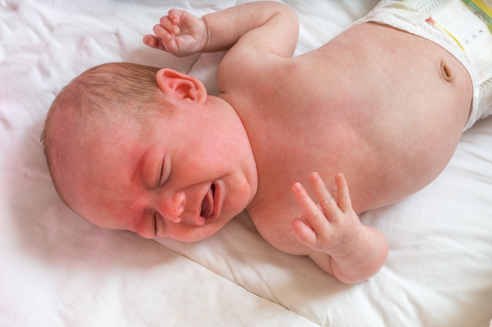 Phương pháp xử lý nhanh khi bé bị co giật thất thường?
