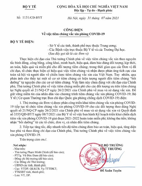 Bộ Y tế yêu cầu các đơn vị tiêm chủng vắc xin Covid-19 không được thu tiền, không nhận tiền “bồi dưỡng”