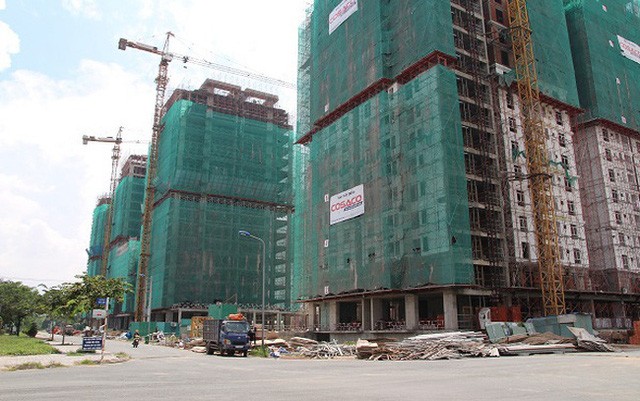 Vì sao hàng loạt dự án bất động sản bị ách tắc?