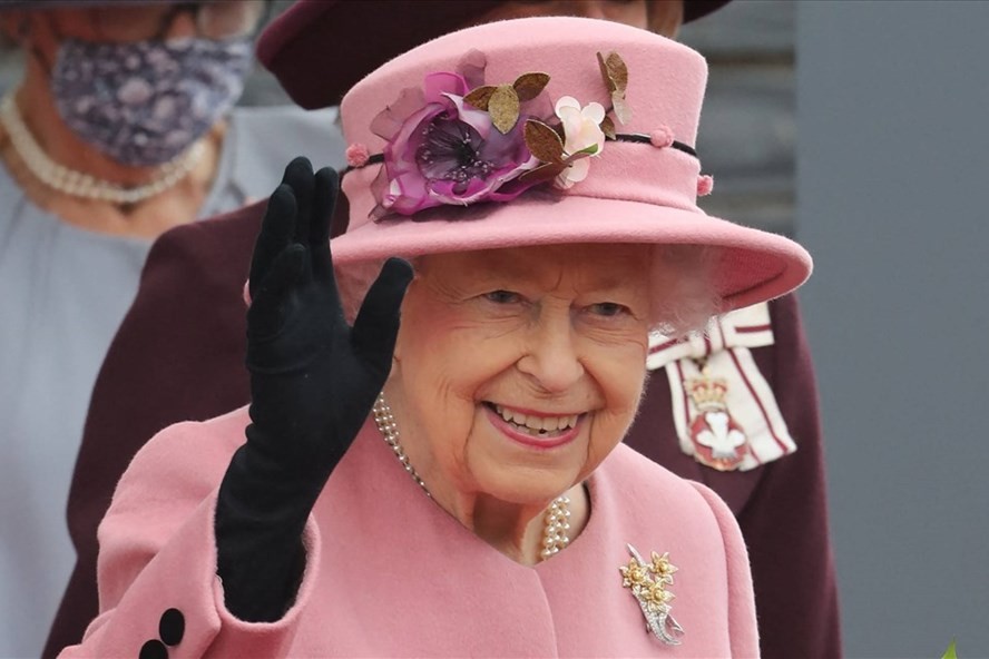 Tiết lộ 17 sự thật về Nữ hoàng Anh Elizabeth Đệ Nhị
