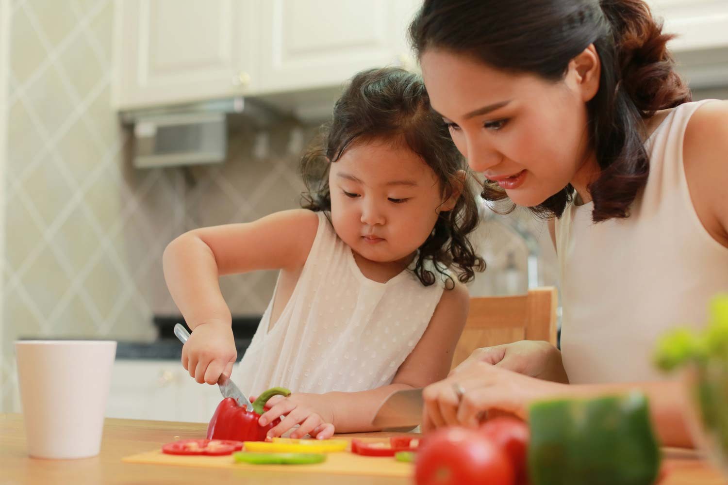 10 kỹ năng sống mà cha mẹ cần giáo dục cho con ngay từ khi còn bé