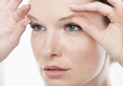 Nuốt khó, thay đổi giọng nói là triệu chứng của bệnh nhược cơ