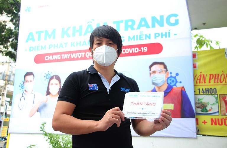 Nhân bản yêu thương mùa dịch: "ATM khẩu trang" tiếp tục được trình làng để bảo vệ sức khỏe cộng đồng