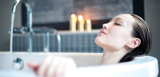 Dù bẩn cũng tuyệt đối đừng tắm gội vào 5 "thời điểm độc" này vì sẽ khiến sức khỏe lâm nguy, thậm chí đột quỵ rất nhanh