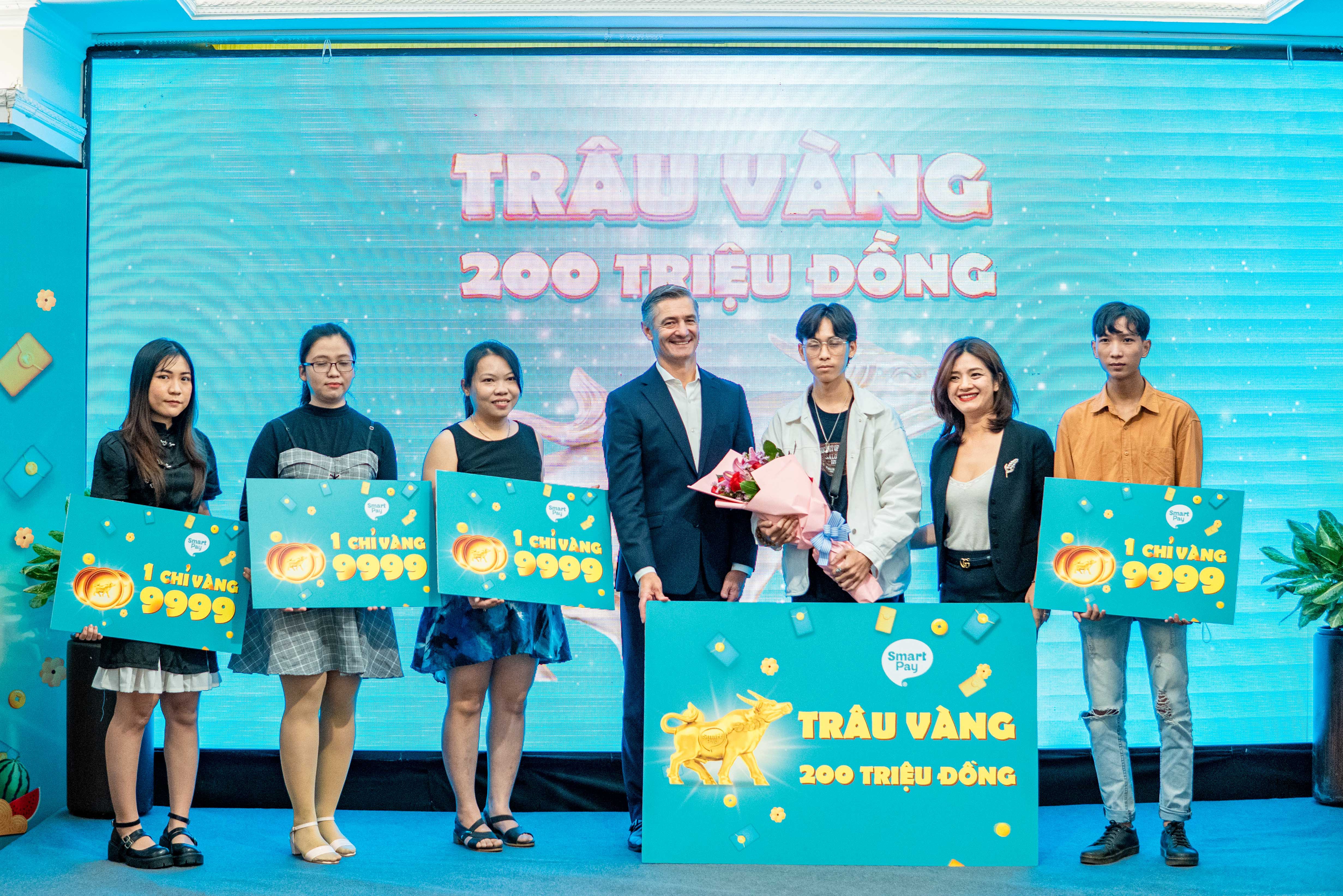 Ví điện tử SmartPay trao gần 700.000 giải thưởng  cho người dùng may mắn tham gia Đại tiệc lì xì 2021