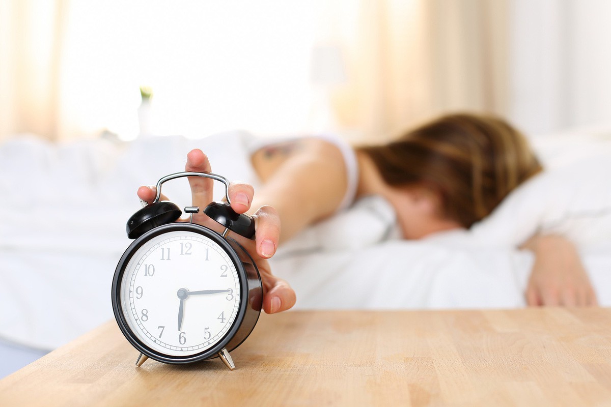 Ngủ nhiều khiến bạn có nguy cơ trầm cảm và mắc bệnh tim