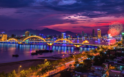 Bạn sẽ thêm yêu Đà Nẵng qua những thước ảnh về thành phố những ngày "chống dịch" bình yên đến lạ!