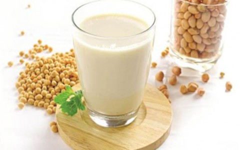 Uống sữa đậu nành có bị vô sinh không hay chỉ là lời đồn đoán?