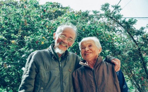 Đời này còn được mấy lần gặp được cha mẹ, hãy yêu thương họ ngay lúc này đừng để về sau phải hối tiếc