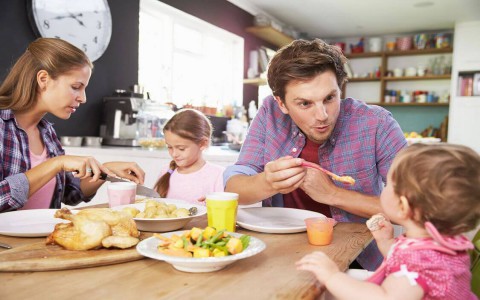 Bữa sáng có vai trò như thế nào đối với sức khoẻ của trẻ?