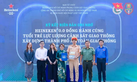 HEINEKEN Việt Nam "bắt tay" cùng Đoàn Phòng CSGT TPHCM thúc đẩy văn hóa uống có trách nhiệm