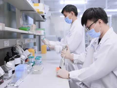 Các chuyên gia Việt phát minh công nghệ sinh thiết lỏng phát hiện cùng lúc nhiều ung thư ngay khi chưa có triệu chứng