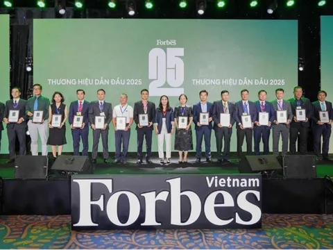 AIG được vinh danh Top 25 Thương hiệu dẫn đầu năm 2025