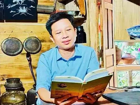 Nguyễn Văn Hoà và cái nhìn nhân bản trong phê bình đương đại