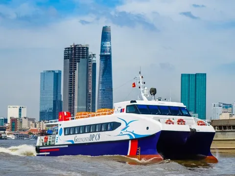 Tour đường thủy thương mại đầu tiên phục hồi du lịch TPHCM