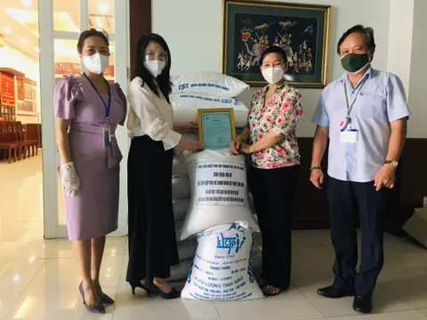 Hội LHPN TPHCM nhận sự sẻ chia từ Hội LHPN Doanh nhân Việt Nam ở nước ngoài