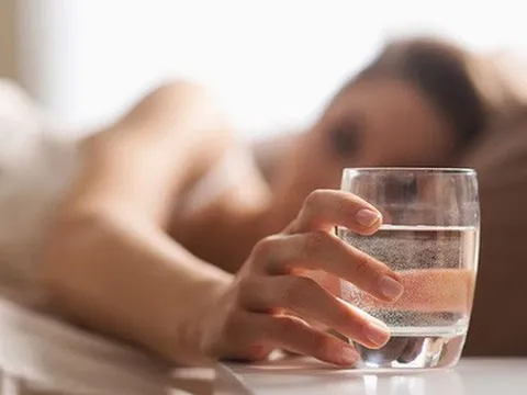 Khát nước là dấu hiệu quan trọng cảnh báo bạn đang mắc bệnh tiểu đường