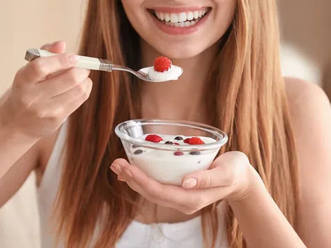 9 thay đổi diệu kỳ của cơ thể khi ăn sữa chua đều đặn mỗi ngày