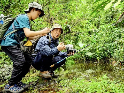 Hành trình kết nối tình cảm gia đình qua chương trình thực tế "Cha con vạn dặm"