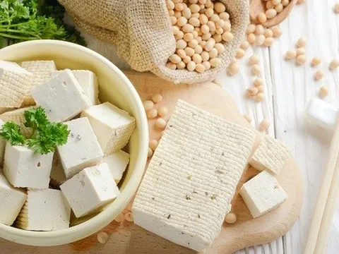 Điều gì xảy ra với cơ thể khi ăn đậu phụ?