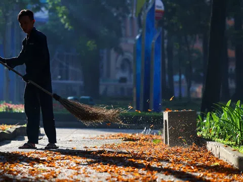 Bài thơ "Sài gòn đang rất mệt!" mang lại nhiều xúc cảm trong những ngày dịch giã