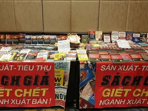 Xin đừng “tiếp tay” cho sách giả