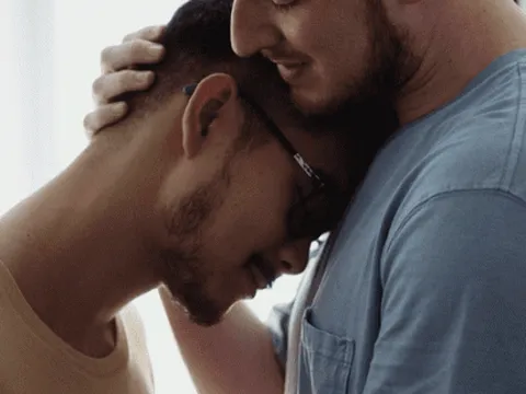 Tâm sự chuyện làm Sugar baby của chàng trai 20 tuổi với 'lão đại gia': Góc khuất sau mỗi cuộc ân ái và những lời hứa hẹn 'rùng mình'