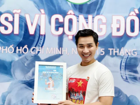 MC Nguyên Khang được khen tặng danh hiệu "Nghệ sĩ vì cộng đồng"