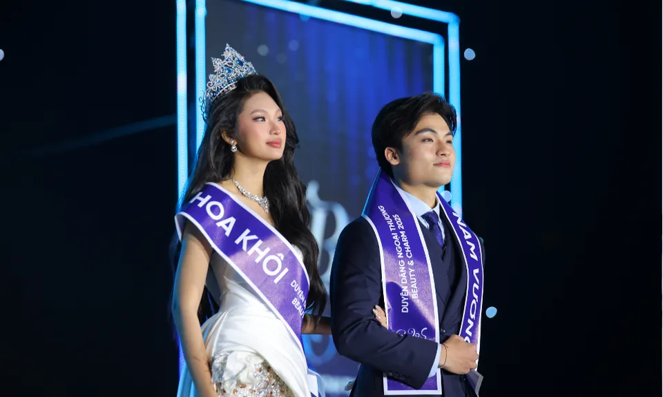 Hoa khôi Duyên dáng Ngoại thương 2025 thuộc về Phan Trâm Anh